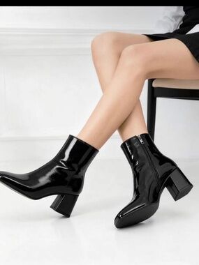 LocalWomen's Elastic Gore Chelsea Boots Chunky Block Heel Ankle Bootie With Insi